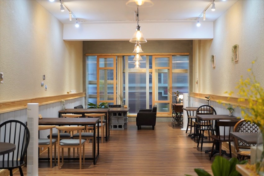 【有哩在Uilly Curry】新竹城隍廟北門街新開幕咖哩專賣店，一進門就能聞到濃濃咖哩香氣，飯後再來顆鍋煮布丁剛剛好！ - 阿華田的美食日記