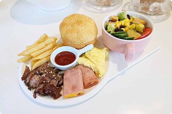 桃園龍潭美食⎮ Next Stop香港手作美食。絲襪奶茶，冰火波蘿包，黯然消魂飯，道地好吃沒話說 @捲捲頭 Wonderful 品味。生活