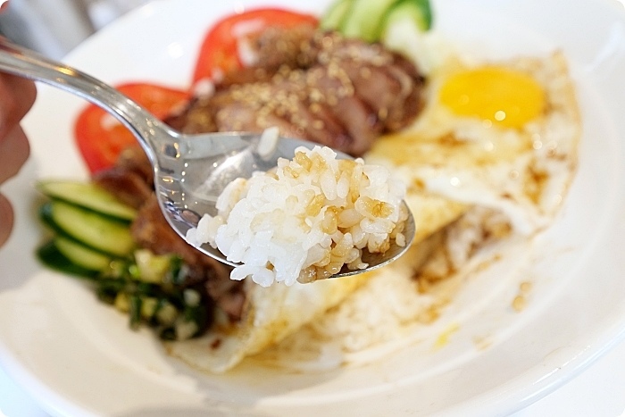 桃園龍潭美食⎮ Next Stop香港手作美食。絲襪奶茶，冰火波蘿包，黯然消魂飯，道地好吃沒話說 @捲捲頭 Wonderful 品味。生活