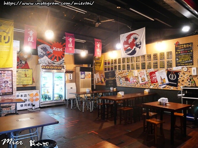 台北|| 中山區 今晚吃雞 吮指回味 皮脆肉嫩多汁桶仔雞 一