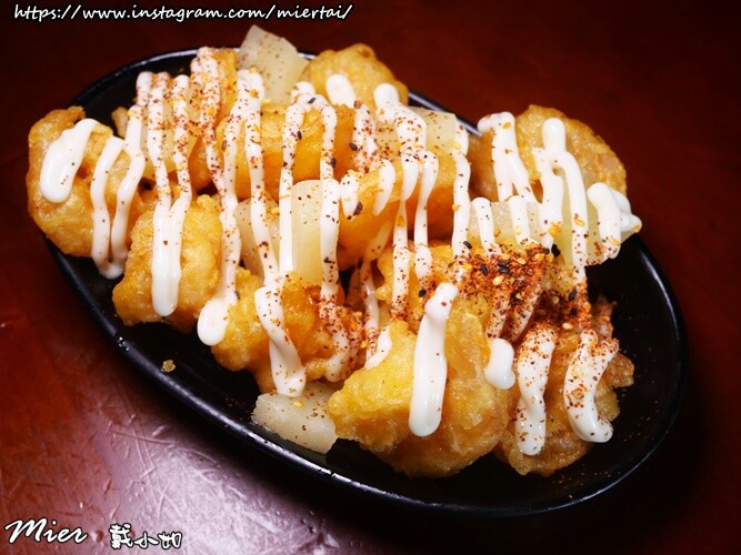 台北|| 中山區 今晚吃雞 吮指回味 皮脆肉嫩多汁桶仔雞 一