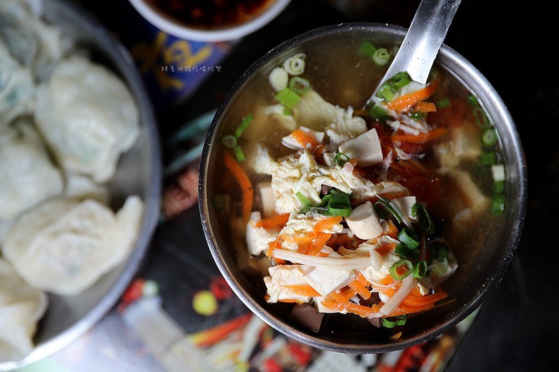 魏記水餃台北通化臨江街夜市北方手工現包白菜韭菜豬肉餃子070