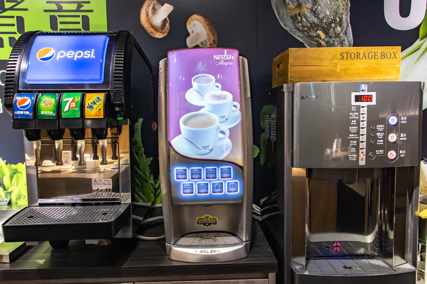 台中西區，良食煮意有機鍋物~有機葉菜與明治冰淇淋無限量供應，牛年旺返4人年節套餐 2188元。 - 微笑Joe幸運