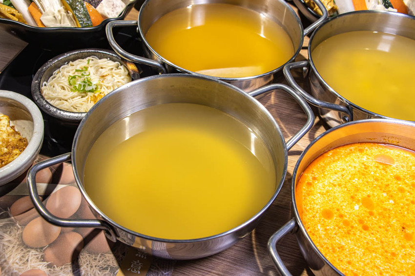 台中西區，良食煮意有機鍋物~有機葉菜與明治冰淇淋無限量供應，牛年旺返4人年節套餐 2188元。 - 微笑Joe幸運