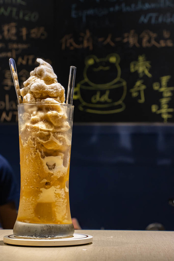 台中西屯區,曦奇咖啡 cdd_coffee,巷弄內的咖啡館,近逢甲商圈。 - 微笑Joe幸運