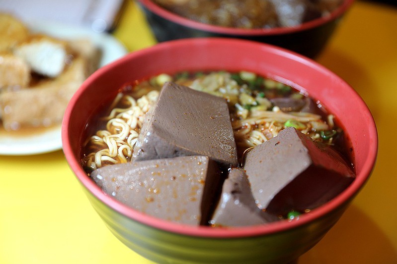 通化夜市唯寧記麻辣鴨血豆腐臭豆腐小吃美食29