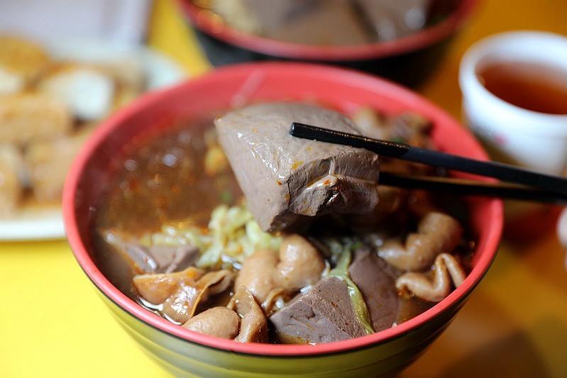 通化夜市唯寧記麻辣鴨血豆腐臭豆腐小吃美食19