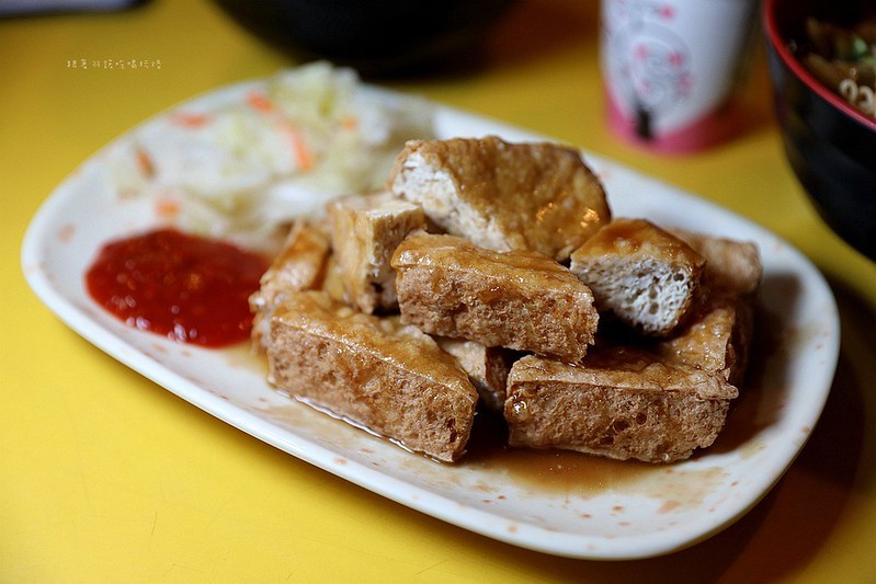 通化夜市唯寧記麻辣鴨血豆腐臭豆腐小吃美食40