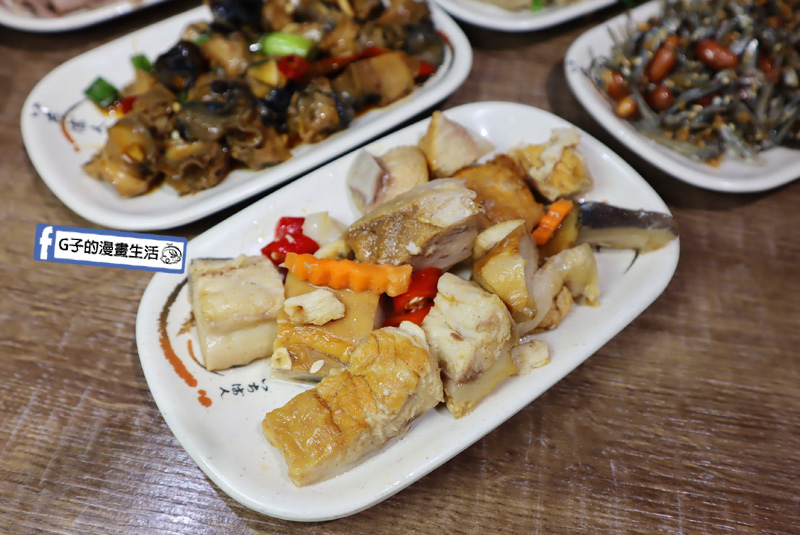 土城 十金鵝肉.鵝肉飯.鵝腿.海鮮小菜.鯊魚煙