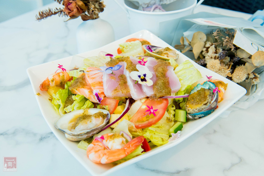 【臺南美食】夏季菜單新推出|使用溫體肉和進口配料|加價可升級套餐|隱藏版菜色|燉飯|義大利麵|輕食早午餐~~W&T kitchen - 南人幫