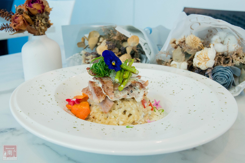 【臺南美食】夏季菜單新推出|使用溫體肉和進口配料|加價可升級套餐|隱藏版菜色|燉飯|義大利麵|輕食早午餐~~W&T kitchen - 南人幫