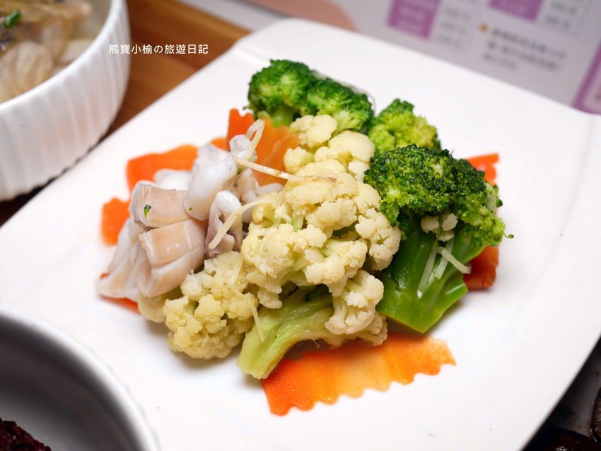 坐月子吃什麼? 新竹御品精緻養生餐,月子餐外送餐宅配到府超方便!孕婦可憑媽媽手冊試吃餐點。 @熊寶小榆の旅遊日記 坐月子吃什麼? 新竹御品精緻養生餐,月子餐外送餐宅配到府超方便!孕婦可憑媽媽手冊試吃餐點。 @熊寶小榆の旅遊日記