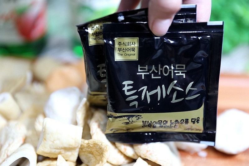 韓國紅雪蟹蟹膏辣炒年糕韓式小菜家樂福韓國週試吃開箱184 韓國紅雪蟹蟹膏辣炒年糕韓式小菜家樂福韓國週試吃開箱184