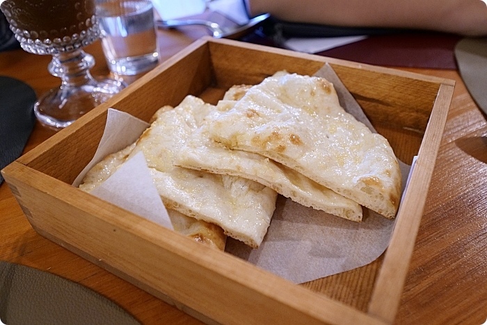 嘉義美食⎪盛食咖哩店。咖哩口感醇厚,瑪莎拉香料香氣濃郁,必點烤餅搭咖哩醬。嘉義巷弄美食,五顆星評價。 @捲捲頭 Wonderful 品味。生活 /tmp/phpk2bbVI