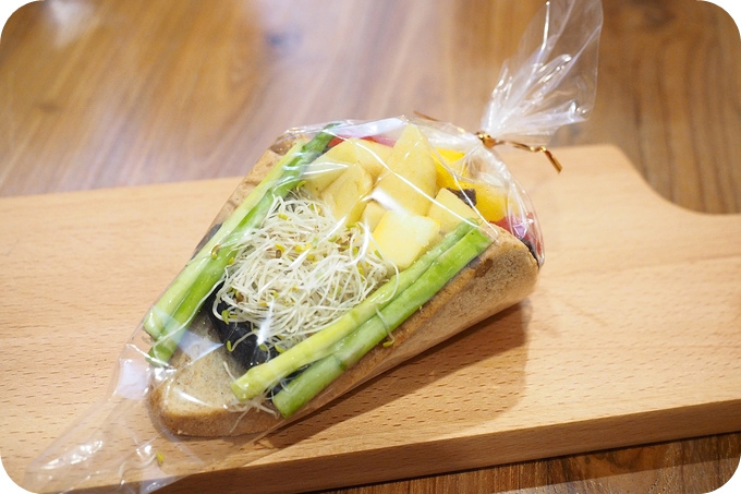 宜蘭美食⎪活力泉源早餐。必點手工果醬優格、磨菇青蛙堡,還有隱藏版拼盤。找蔬食料理,這裡很可以!!! @捲捲頭 Wonderful 品味。生活 宜蘭美食⎪活力泉源早餐。必點手工果醬優格、磨菇青蛙堡,還有隱藏版拼盤。找蔬食料理,這裡很可以!!! @捲捲頭 Wonderful 品味。生活