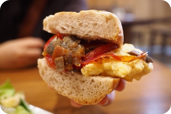 宜蘭美食⎪活力泉源早餐。必點手工果醬優格、磨菇青蛙堡,還有隱藏版拼盤。找蔬食料理,這裡很可以!!! @捲捲頭 Wonderful 品味。生活 宜蘭美食⎪活力泉源早餐。必點手工果醬優格、磨菇青蛙堡,還有隱藏版拼盤。找蔬食料理,這裡很可以!!! @捲捲頭 Wonderful 品味。生活