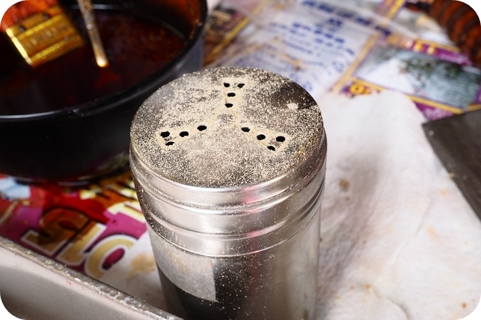▋宜蘭美食 ▋南興街無名蔥油餅。傳統市場裡的美味,乾烙餅皮鬆軟帶勁道 吃得到麵粉甜香及蔥香! @捲捲頭 Wonderful 品味。生活 ▋宜蘭美食 ▋南興街無名蔥油餅。傳統市場裡的美味,乾烙餅皮鬆軟帶勁道 吃得到麵粉甜香及蔥香! @捲捲頭 Wonderful 品味。生活