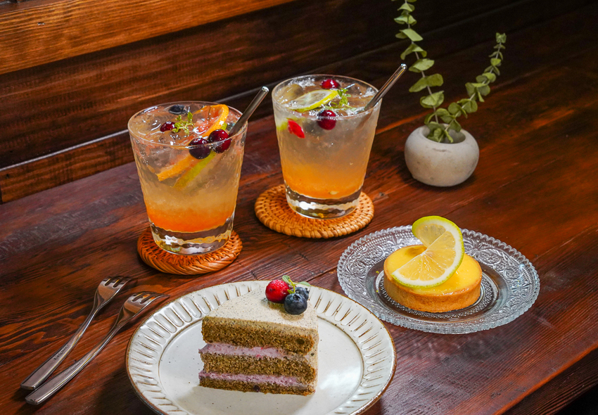 [高雄下午茶推薦]夏全開-果貿社區高人氣~日式古著感!是下午茶店也是相片店! @美食好芃友