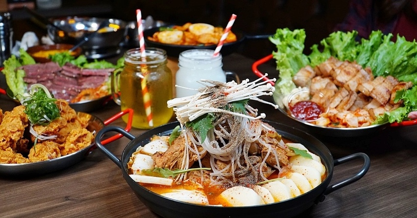 蘆洲韓式料理.That’s ok 韓式餐酒館.韓式餐酒館.韓式餐酒館菜單.台北餐酒館.馬鈴薯排骨湯.馬鈴薯豬骨湯.台北韓式料理.