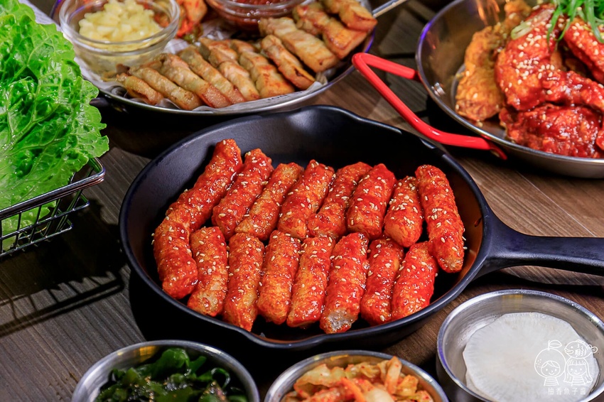 That’s ok 괜찮아 韓式餐酒館，免出國也能吃到超潮韓式料理！限量馬鈴薯豬骨湯、韓式炸雞、炸年糕通通有，還有夢幻花式調酒好浪漫！