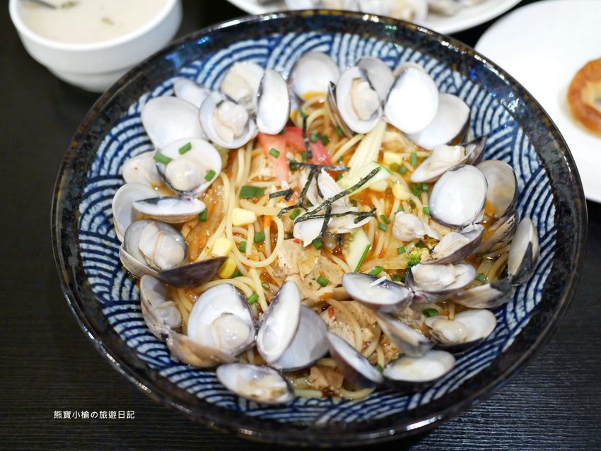隨便大里店Blue，大里平價義大利麵店，Chinchintsaitsai新菜單2020，湯姆熊正對面。 @熊寶小榆の旅遊日記