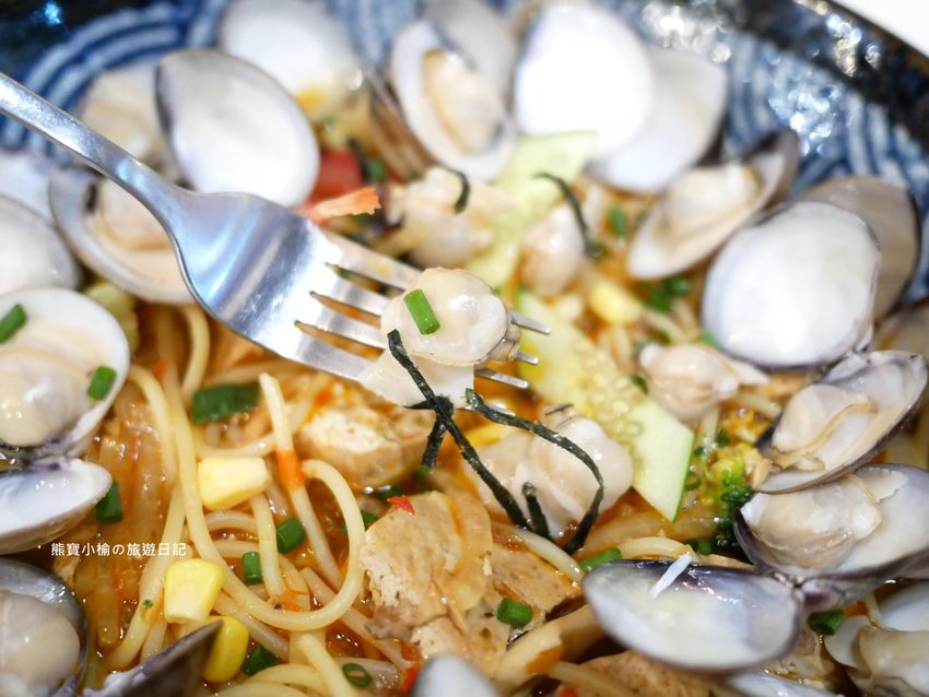 隨便大里店Blue，大里平價義大利麵店，Chinchintsaitsai新菜單2020，湯姆熊正對面。 @熊寶小榆の旅遊日記