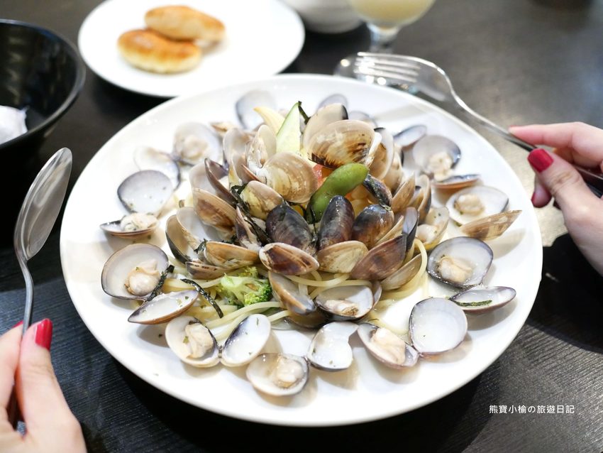 隨便大里店Blue，大里平價義大利麵店，Chinchintsaitsai新菜單2020，湯姆熊正對面。 @熊寶小榆の旅遊日記