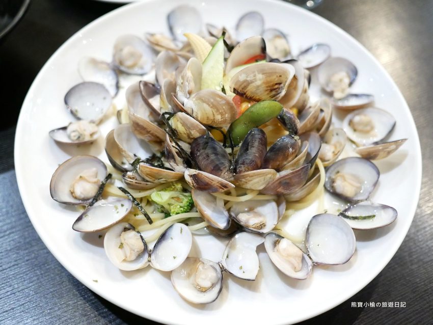 隨便大里店Blue，大里平價義大利麵店，Chinchintsaitsai新菜單2020，湯姆熊正對面。 @熊寶小榆の旅遊日記