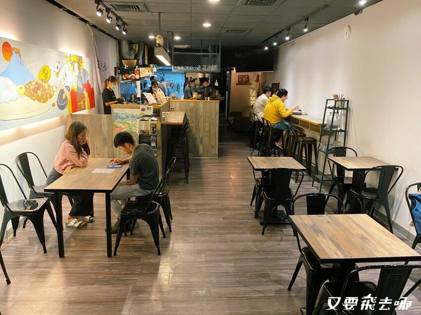 【台北美食】景美夜市旁夜奔咖哩，香濃創意咖哩醬，在地人超推薦的約會質感餐廳！(內附菜單) - 又要飛去哪！？