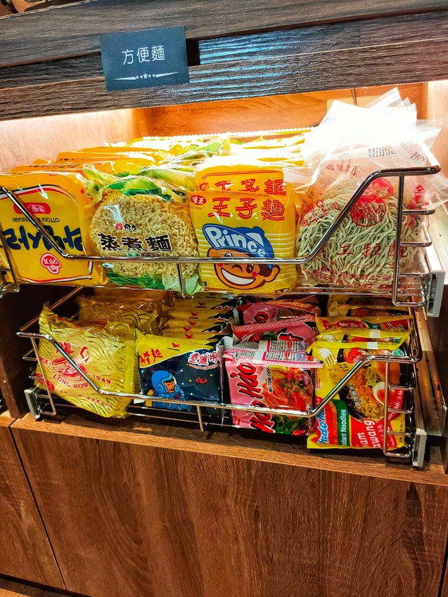 桃園龜山美食-巴適經典麻辣火鍋林口店-746元就有和牛吃到飽，還有牛舌牛肝隨你吃，珍珠奶茶自己調啊!!  (邀約) @民宿女王芽月-美食.旅遊.全台趴趴走