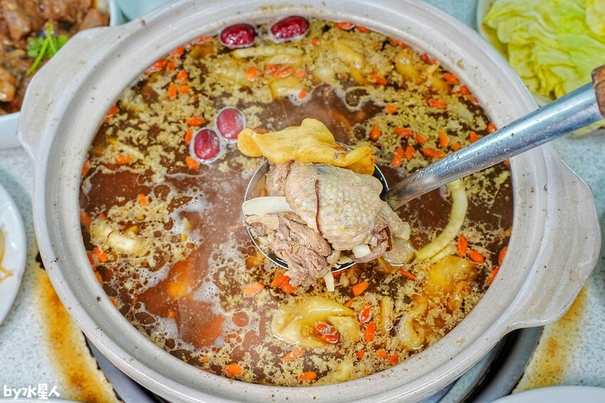 廣式養生功夫雞 椰子雞火鍋