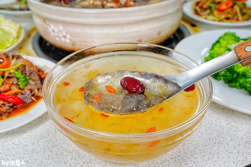 廣式養生功夫雞 椰子雞火鍋