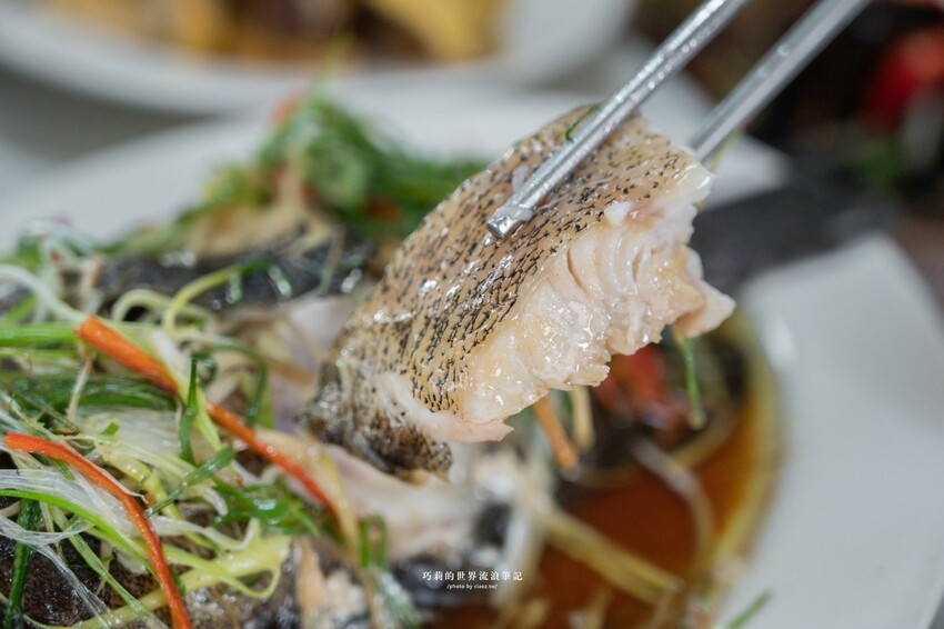 台中高鐵附近超強椰子雞湯，湯頭清甜溫潤香氣滿分！全是廣東媽媽的手路菜