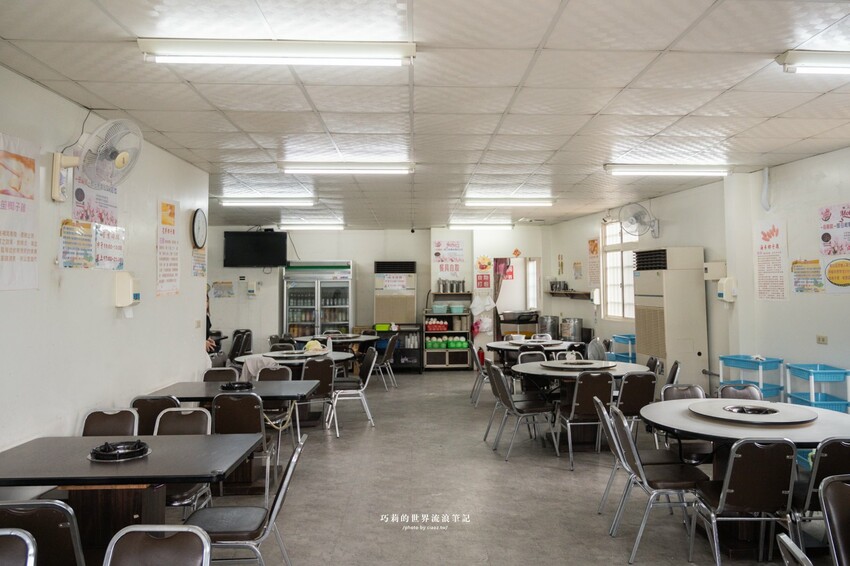 台中高鐵附近超強椰子雞湯，湯頭清甜溫潤香氣滿分！全是廣東媽媽的手路菜