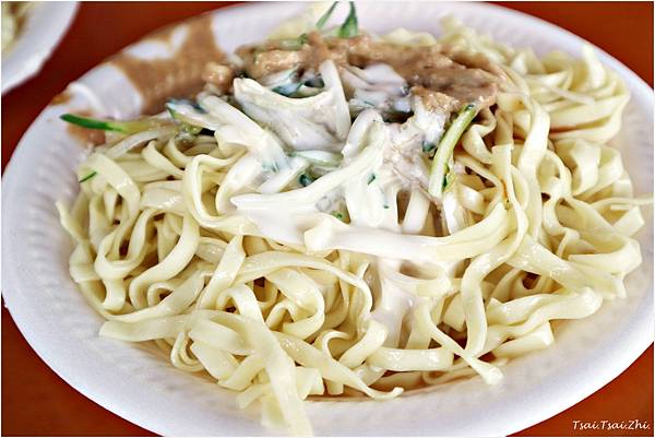 [嘉義市西區]涼麵四味果汁 總店|嘉義在地美食推薦，涼麵清爽