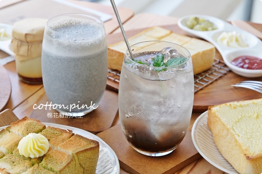 台中老店變身網美早午餐，向陽房最新厚茶生吐司必吃～陽光食事所文青風吐司盤百元有找！