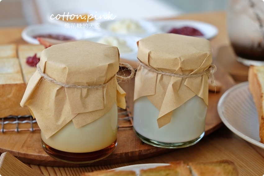 台中老店變身網美早午餐，向陽房最新厚茶生吐司必吃～陽光食事所文青風吐司盤百元有找！