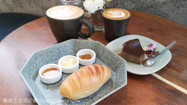 新開幕:厝內與咖啡與綠TZULAÏ café & green結合花藝.工藝.食藝的美學咖啡廳/老屋新味 文青網美必訪 | 東門午茶 古亭美食