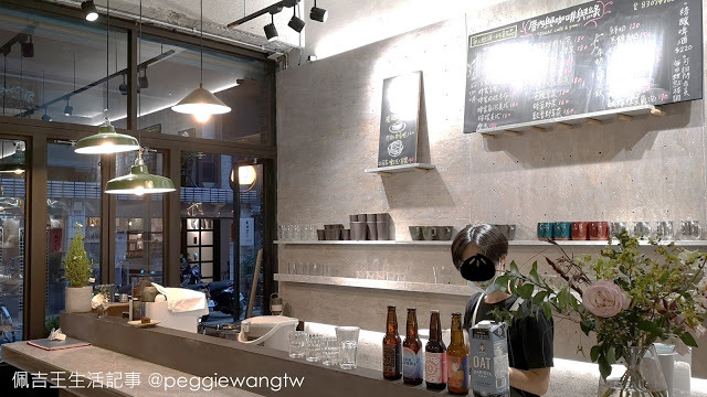 新開幕:厝內與咖啡與綠TZULAÏ café & green結合花藝.工藝.食藝的美學咖啡廳/老屋新味 文青網美必訪 | 東門午茶 古亭美食