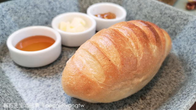 新開幕:厝內與咖啡與綠TZULAÏ café & green結合花藝.工藝.食藝的美學咖啡廳/老屋新味 文青網美必訪 | 東門午茶 古亭美食