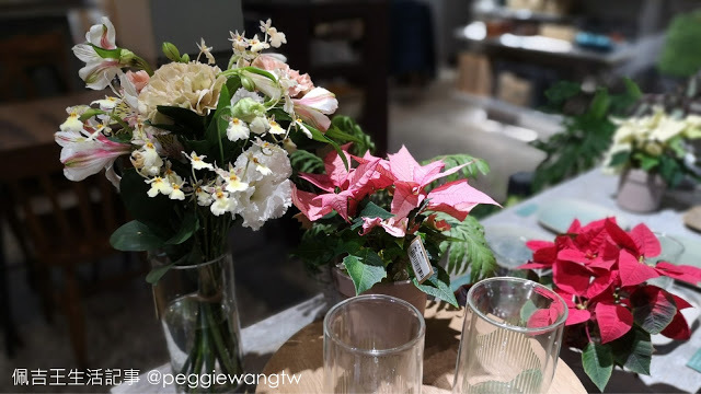 新開幕:厝內與咖啡與綠TZULAÏ café & green結合花藝.工藝.食藝的美學咖啡廳/老屋新味 文青網美必訪 | 東門午茶 古亭美食