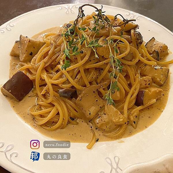 喫茶小豆KISSAAZUKi｜松山文青復古風餐廳推薦 @neru.foodie / 丸の良食