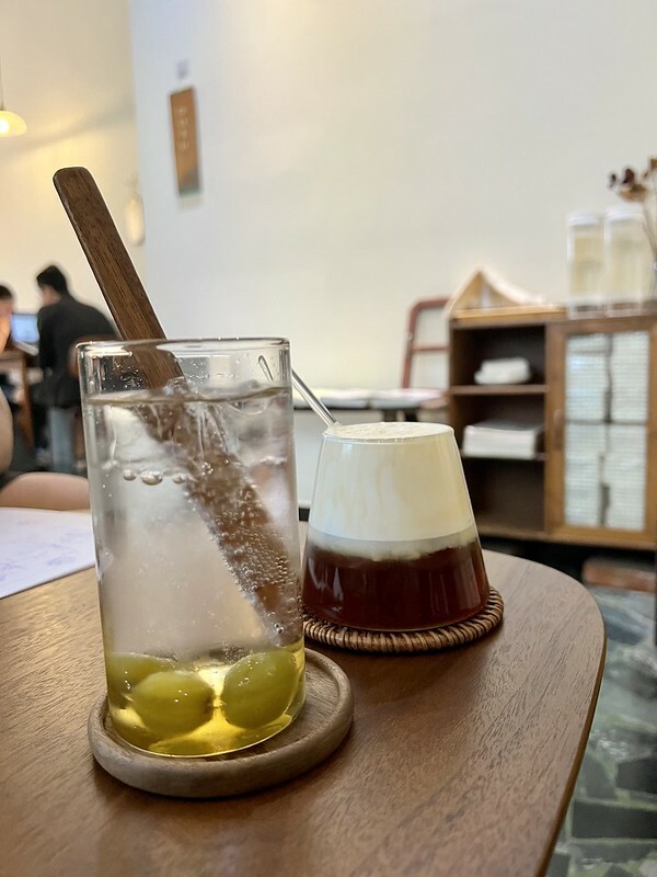 【台灣，高雄市，左營區】日和珈琲 GoodVibe Coffee，巷弄間的日式Ｘ懷舊Ｘ老屋咖啡聽。（高