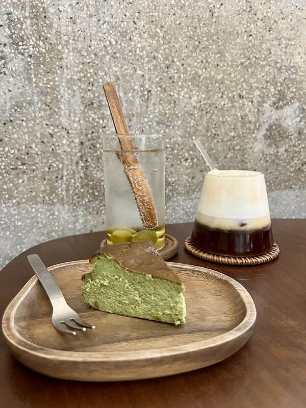 【台灣，高雄市，左營區】日和珈琲 GoodVibe Coffee，巷弄間的日式Ｘ懷舊Ｘ老屋咖啡聽。（高