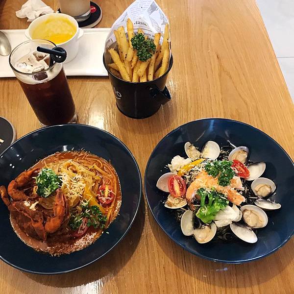 Food one 餐酒館_201012_2.jpg