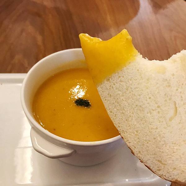 Food one 餐酒館_201012_8.jpg