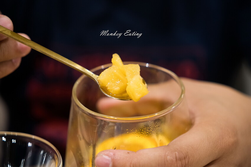 【台中北區】香緹果子咖啡館│號稱台中版HARBS水果千層蛋糕太驚艷！鮮乳雪紡濃郁奶香超綿密。台中甜點下午茶推薦 - 貪吃猴的幻想