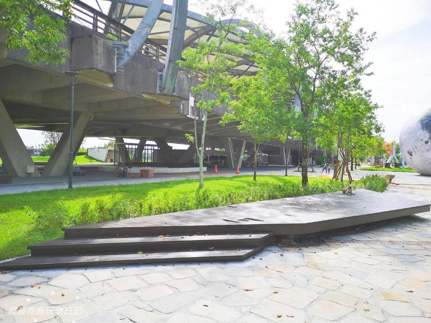 宜蘭景點冬山火車站