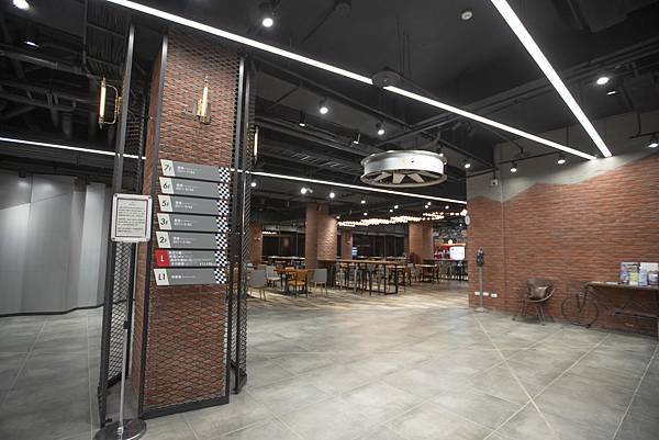 台中麗寶T11.T12賽車主題旅店 - 53