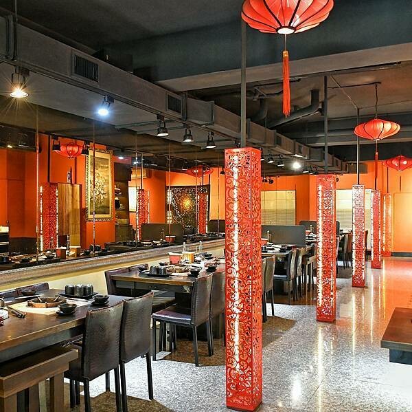 【桃園龜山】舞之椒頂級麻辣鴛鴦鍋 | 手工炒製麻辣鍋底,鍋底無限續加,精選優質食材,林口精緻麻辣鍋,林口長庚美食,老饕必吃餐廳,寵物友善餐廳